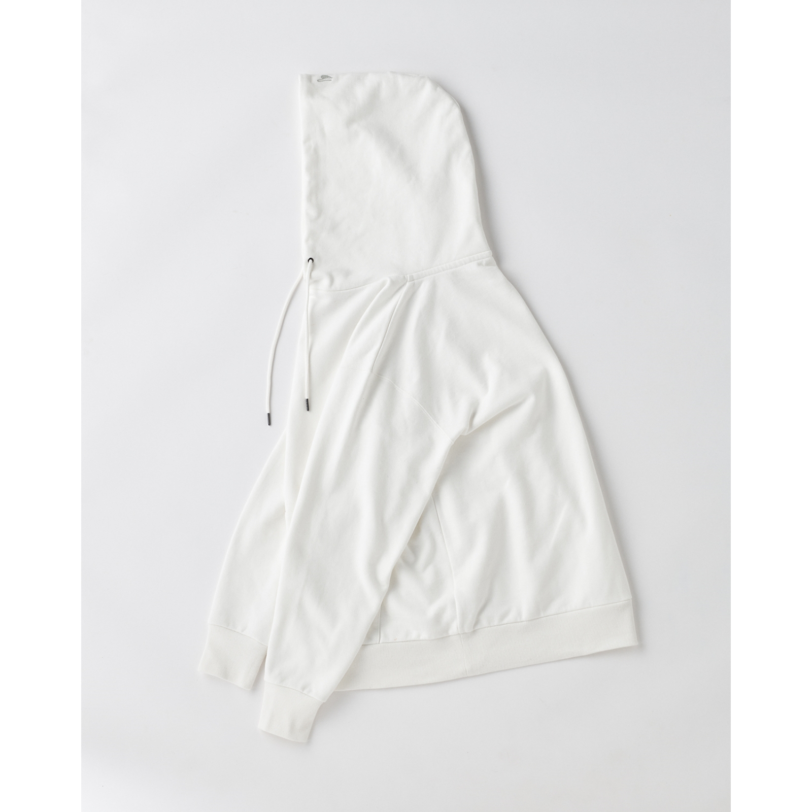 huhuhoodie_WHITE – 2@2x.jpg 